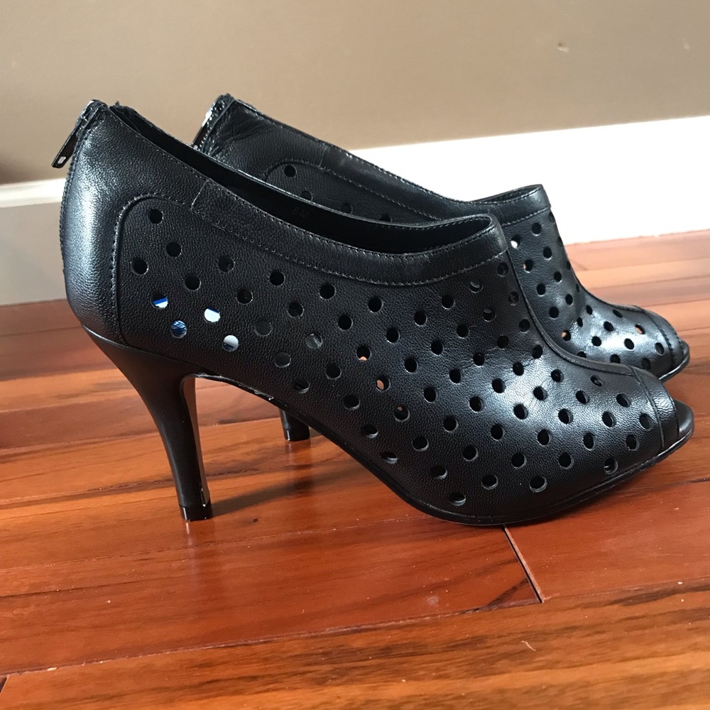 Vaneli leather heel ankle boot toe shoe sz 8 black